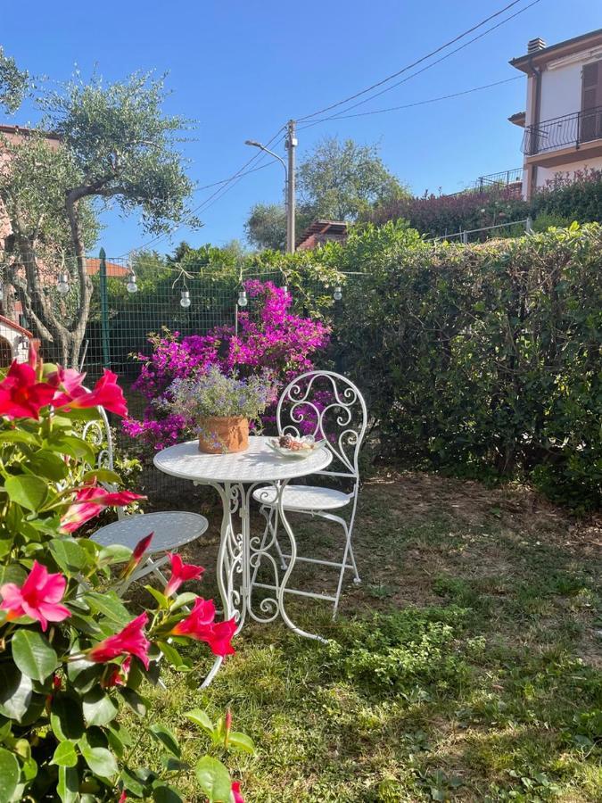 Annali Casa Vacanze - Shabby Style Nella Natura La Spezia Buitenkant foto