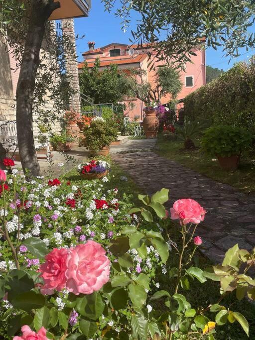 Annali Casa Vacanze - Shabby Style Nella Natura La Spezia Buitenkant foto