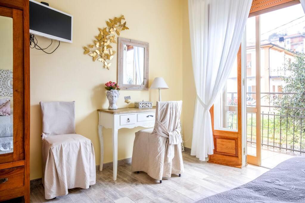 Annali Casa Vacanze - Shabby Style Nella Natura La Spezia Buitenkant foto