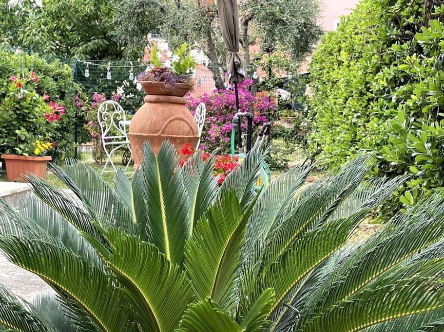 Annali Casa Vacanze - Shabby Style Nella Natura La Spezia Buitenkant foto